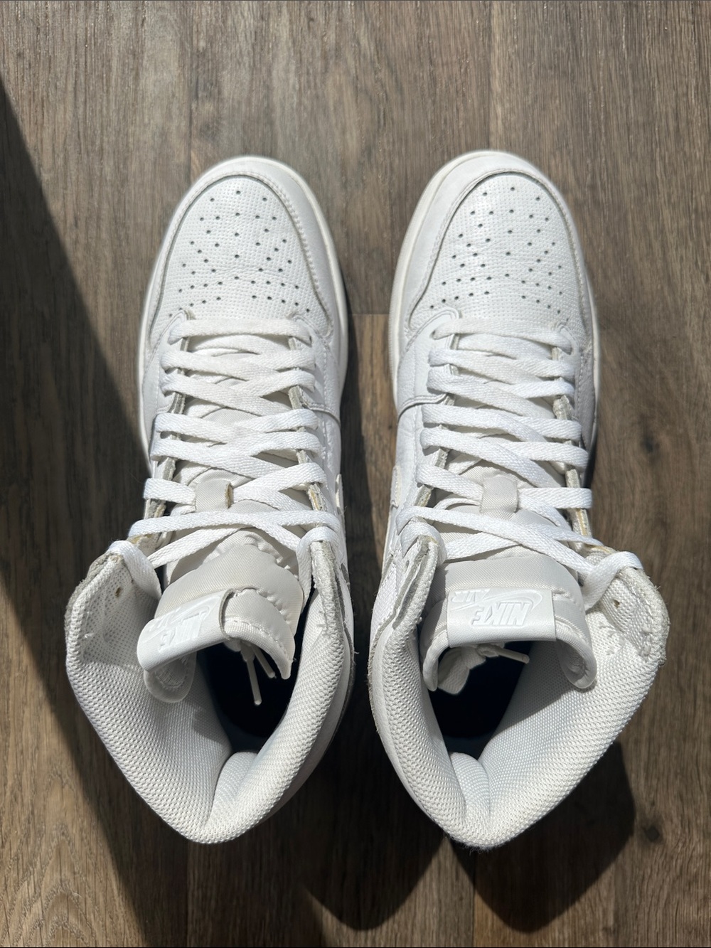 Air Jordan 1 Retro High OG “White Perforated” - Picture 4 of 7
